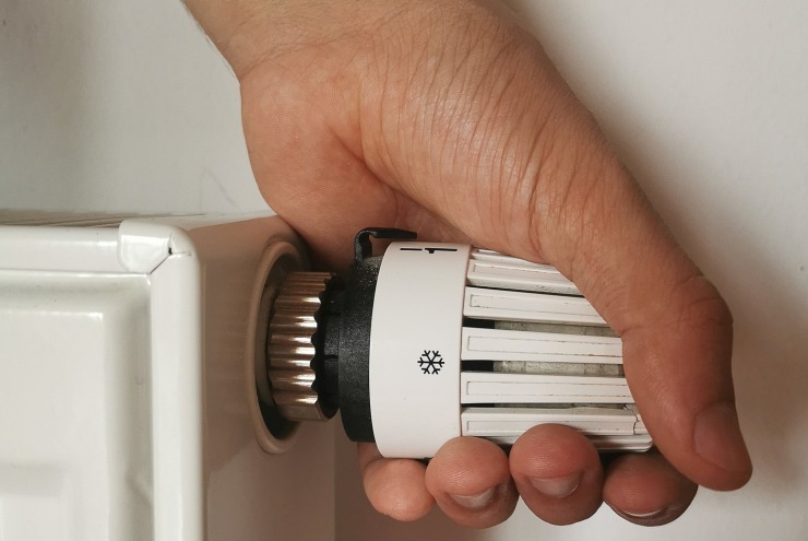 regulacja_kaloryferow_il Administrowanie nieruchomościami Warszawa - Blog